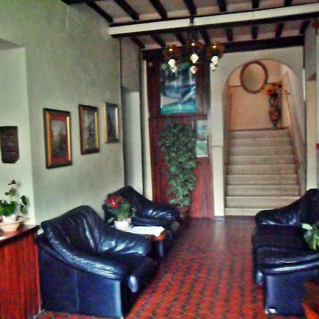 Albergo Giardino Бадия Праталя Екстериор снимка