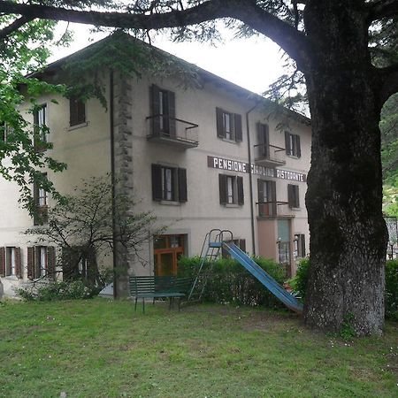 Albergo Giardino Бадия Праталя Екстериор снимка