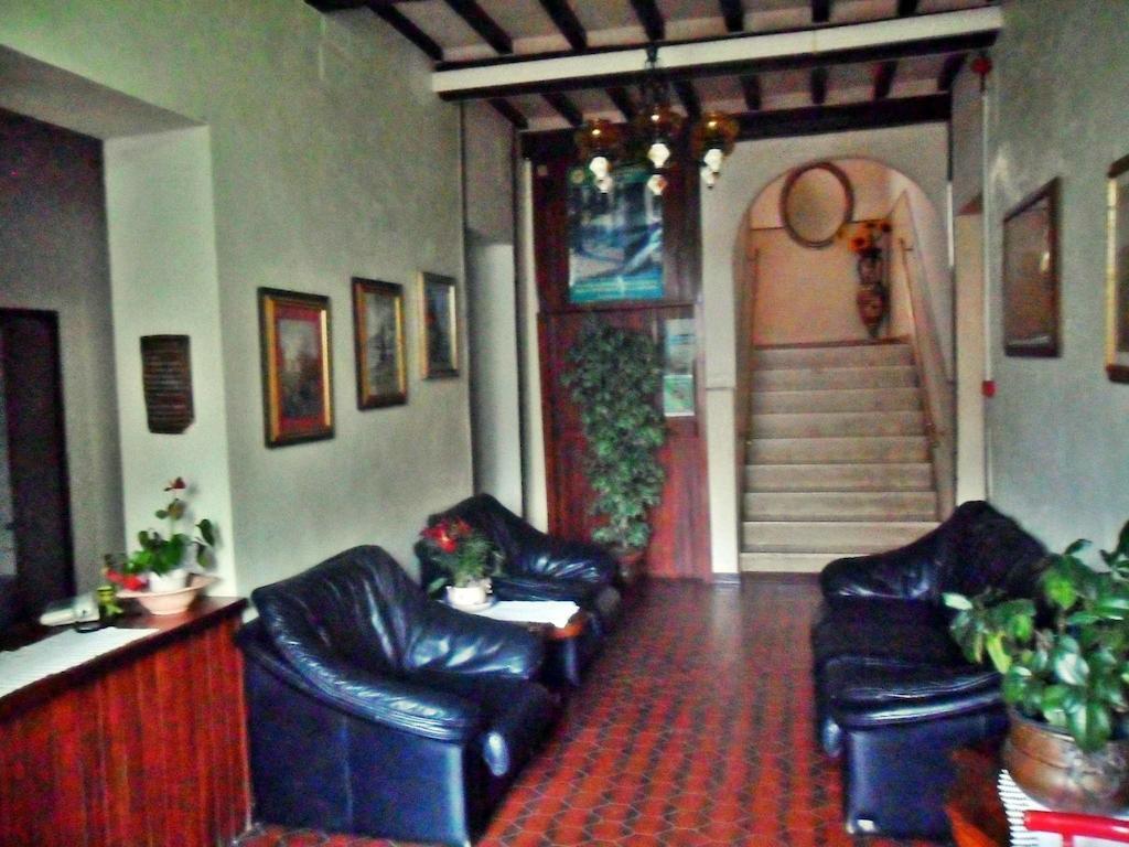 Albergo Giardino Бадия Праталя Екстериор снимка