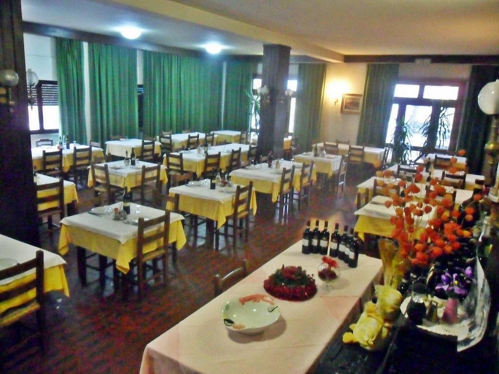 Albergo Giardino Бадия Праталя Екстериор снимка