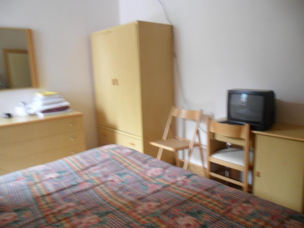 Albergo Giardino Бадия Праталя Екстериор снимка