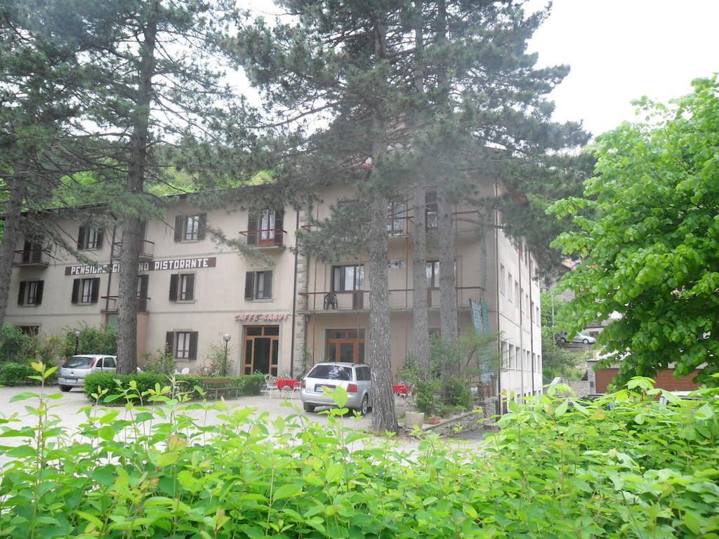 Albergo Giardino Бадия Праталя Екстериор снимка
